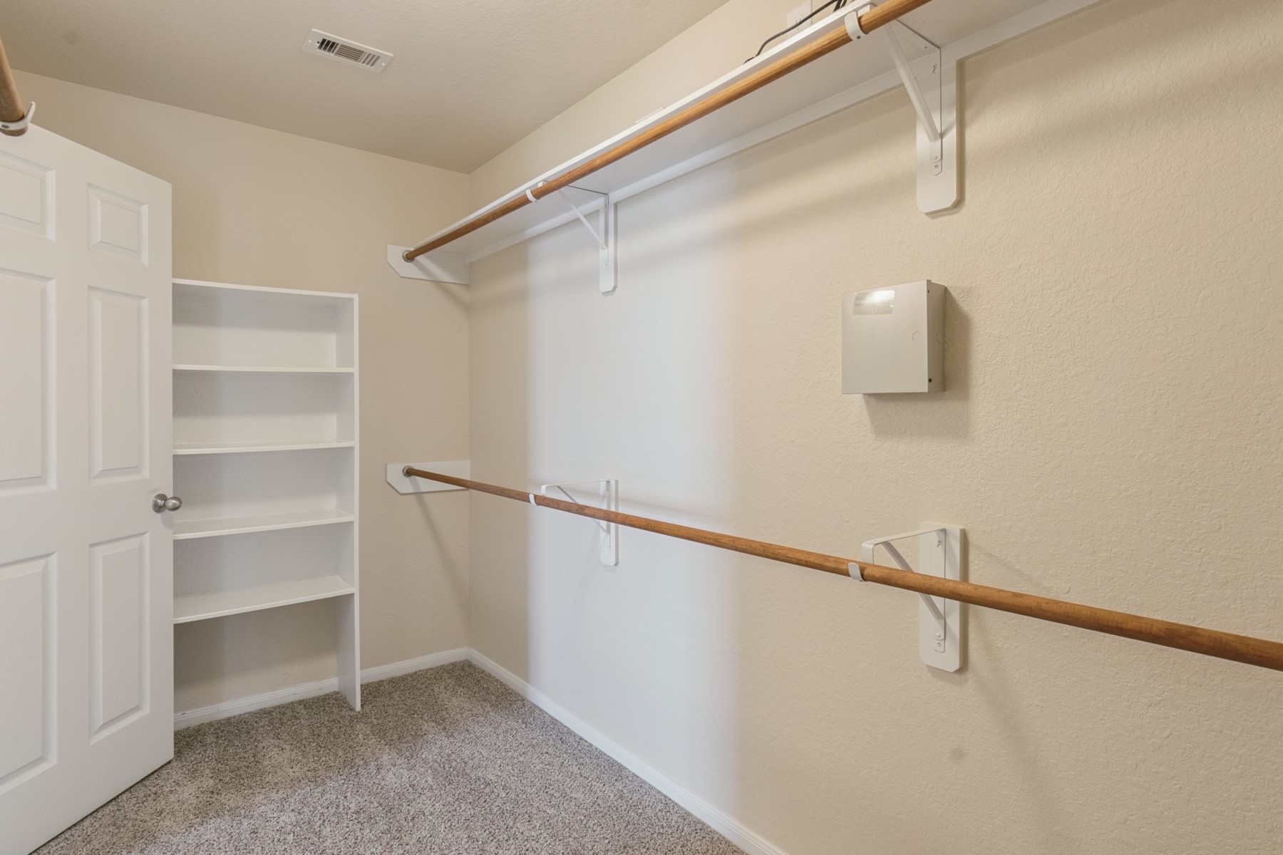 14522 Round Mountain Drive Property Photo 23