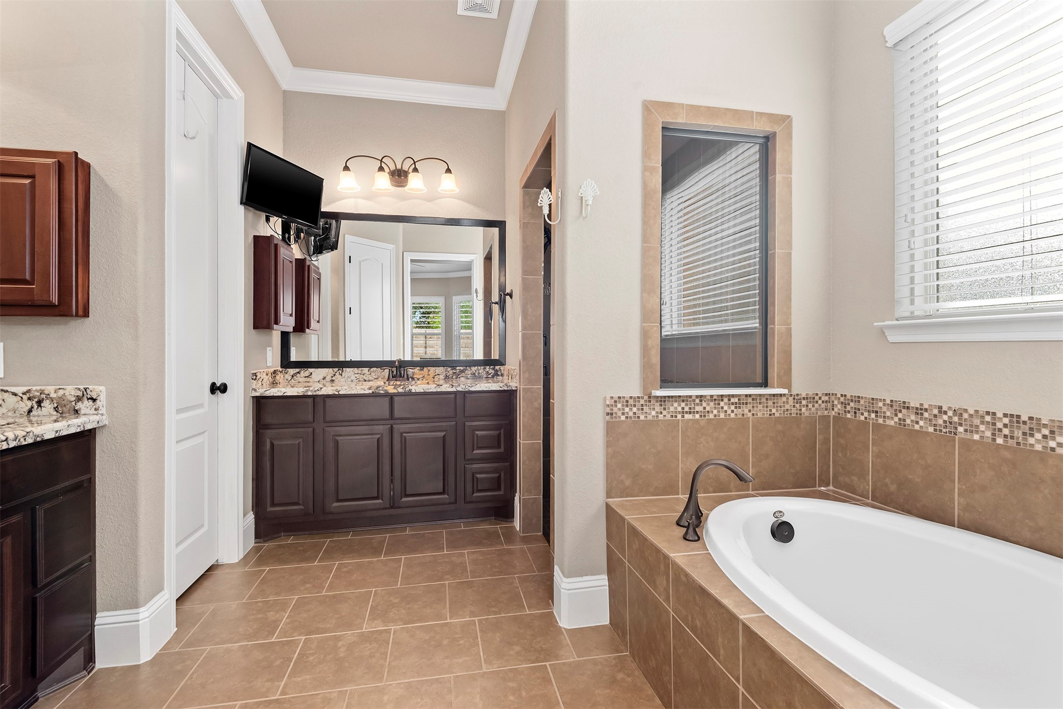 3502 Gambel Drive Property Photo 21