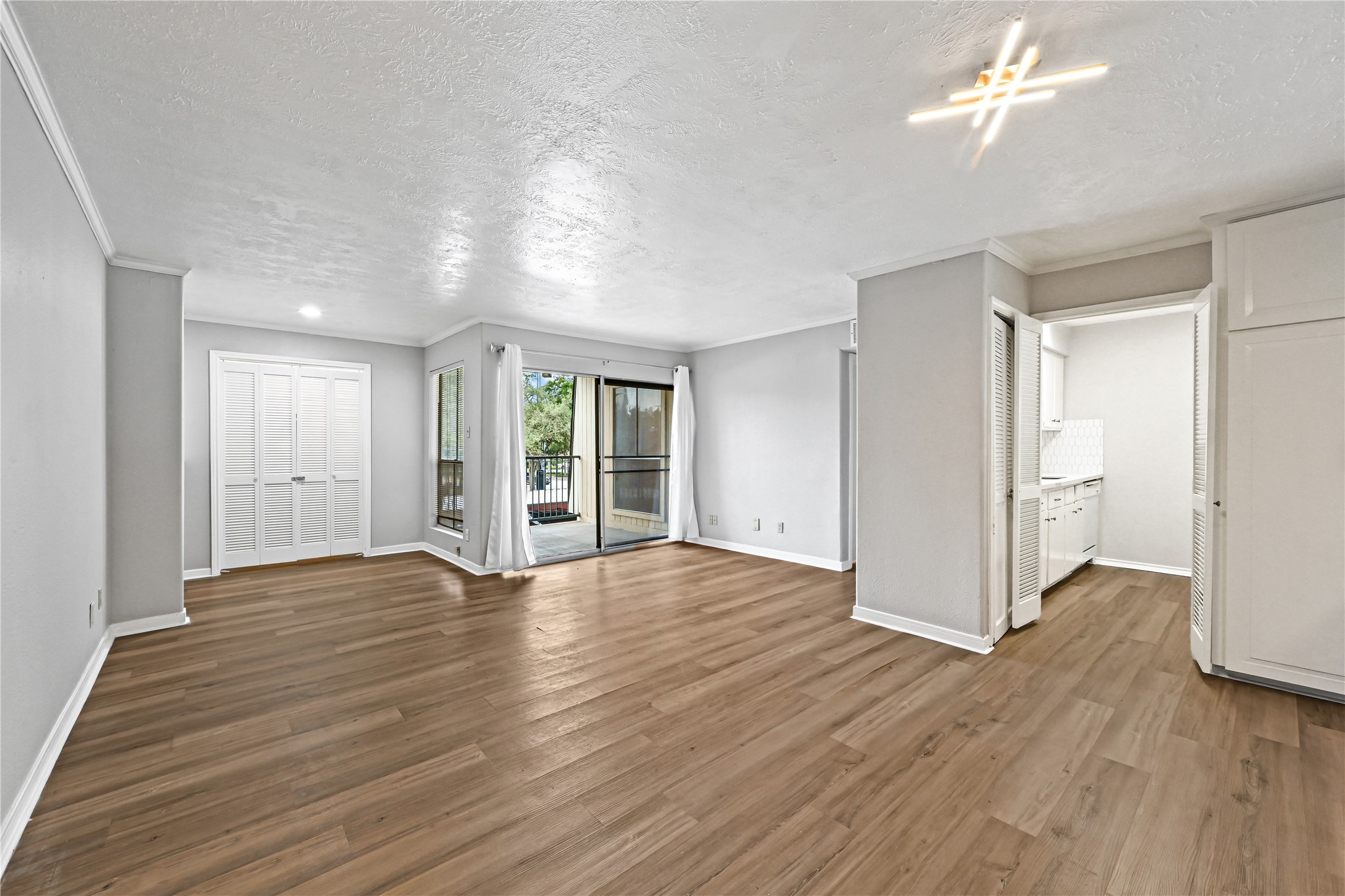 800 Post Oak Boulevard 75 Property Photo 1
