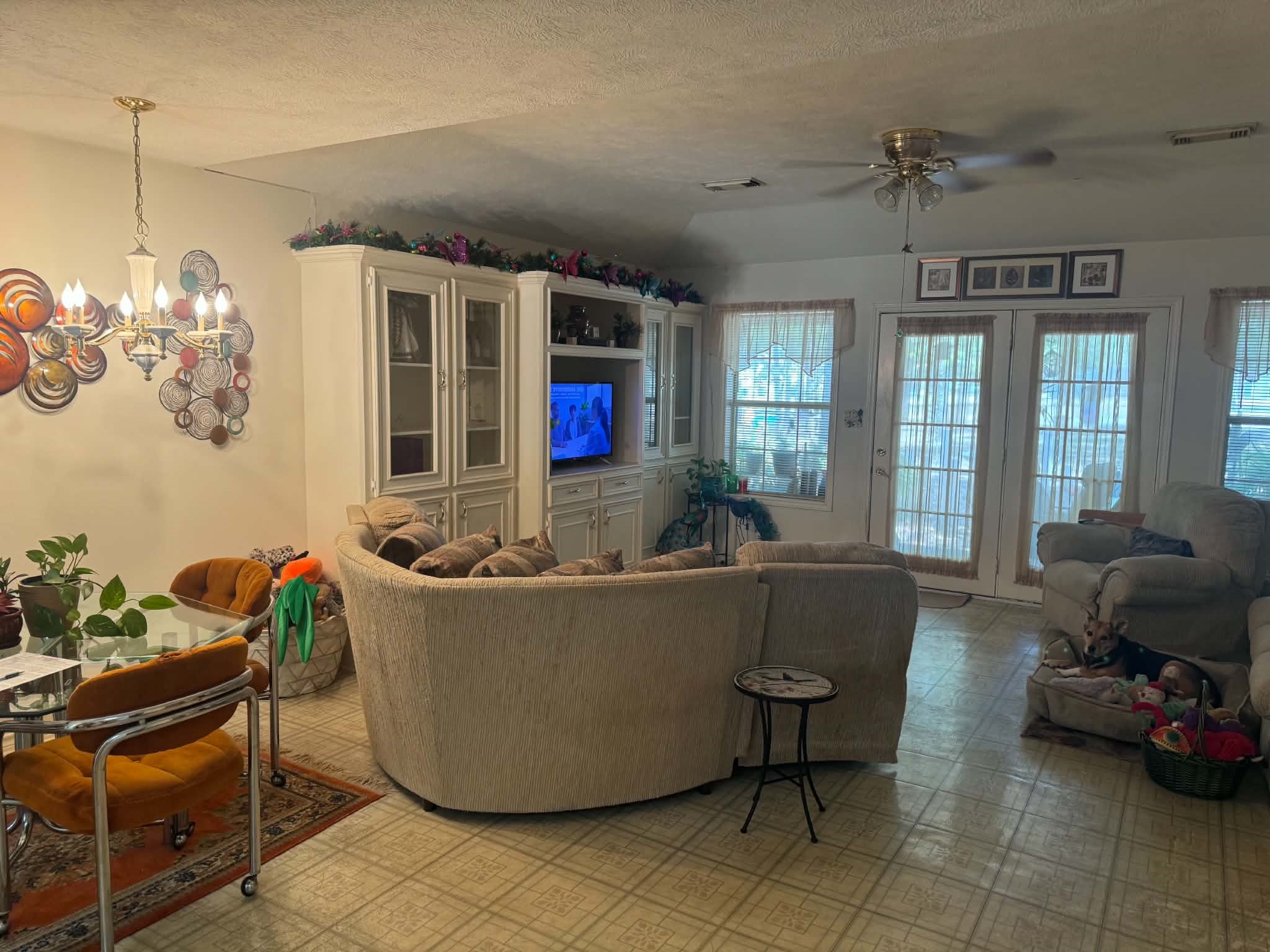 267 Broadmoor Drive Property Photo 4