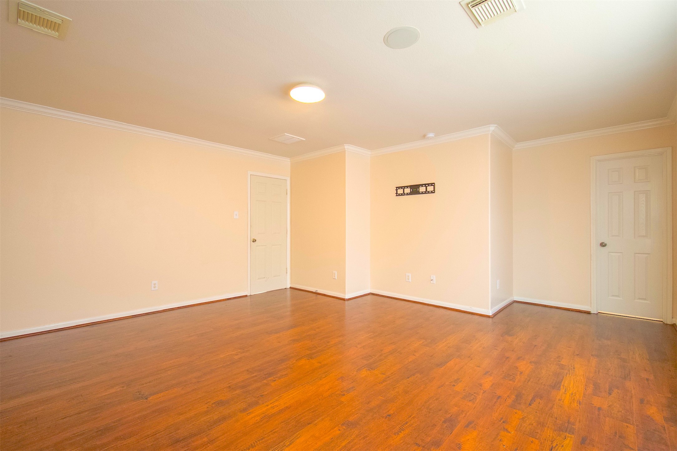 15602 Waumsley Way Property Photo 24