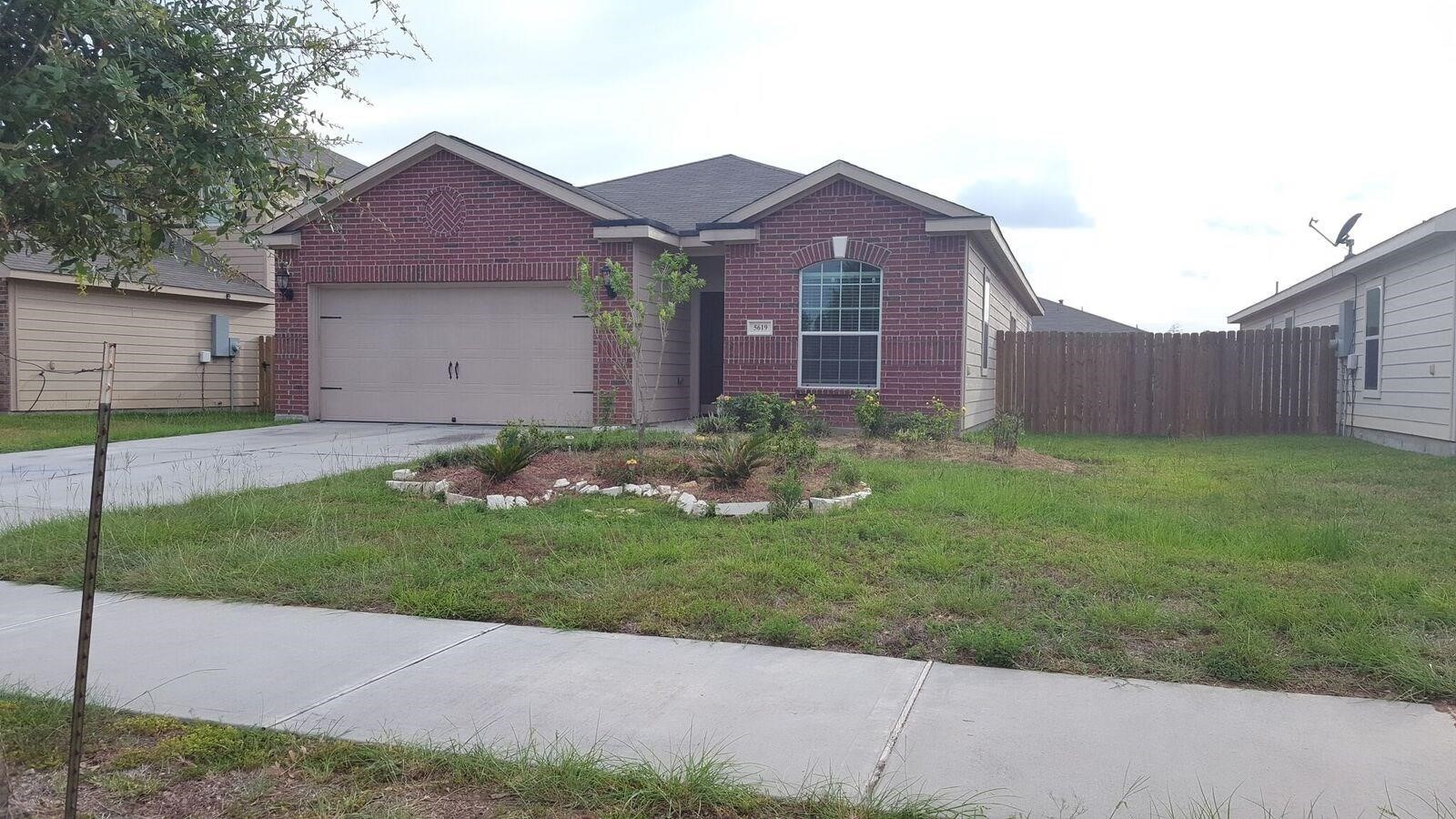 5619 Straight Way Property Photo 2