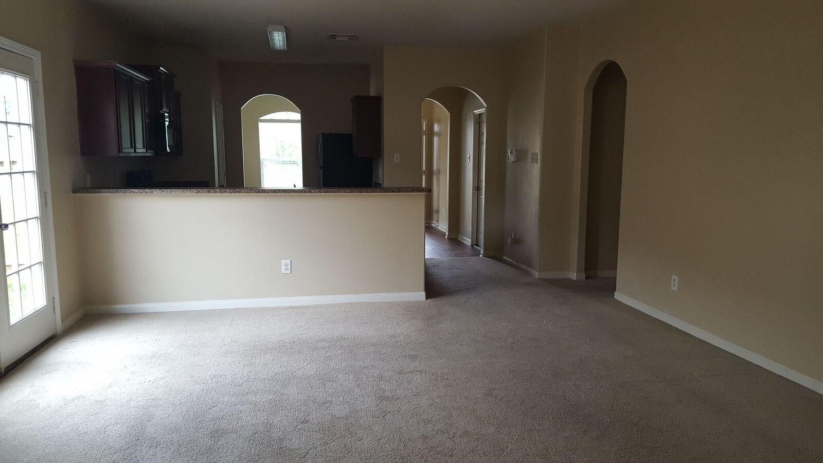 5619 Straight Way Property Photo 5