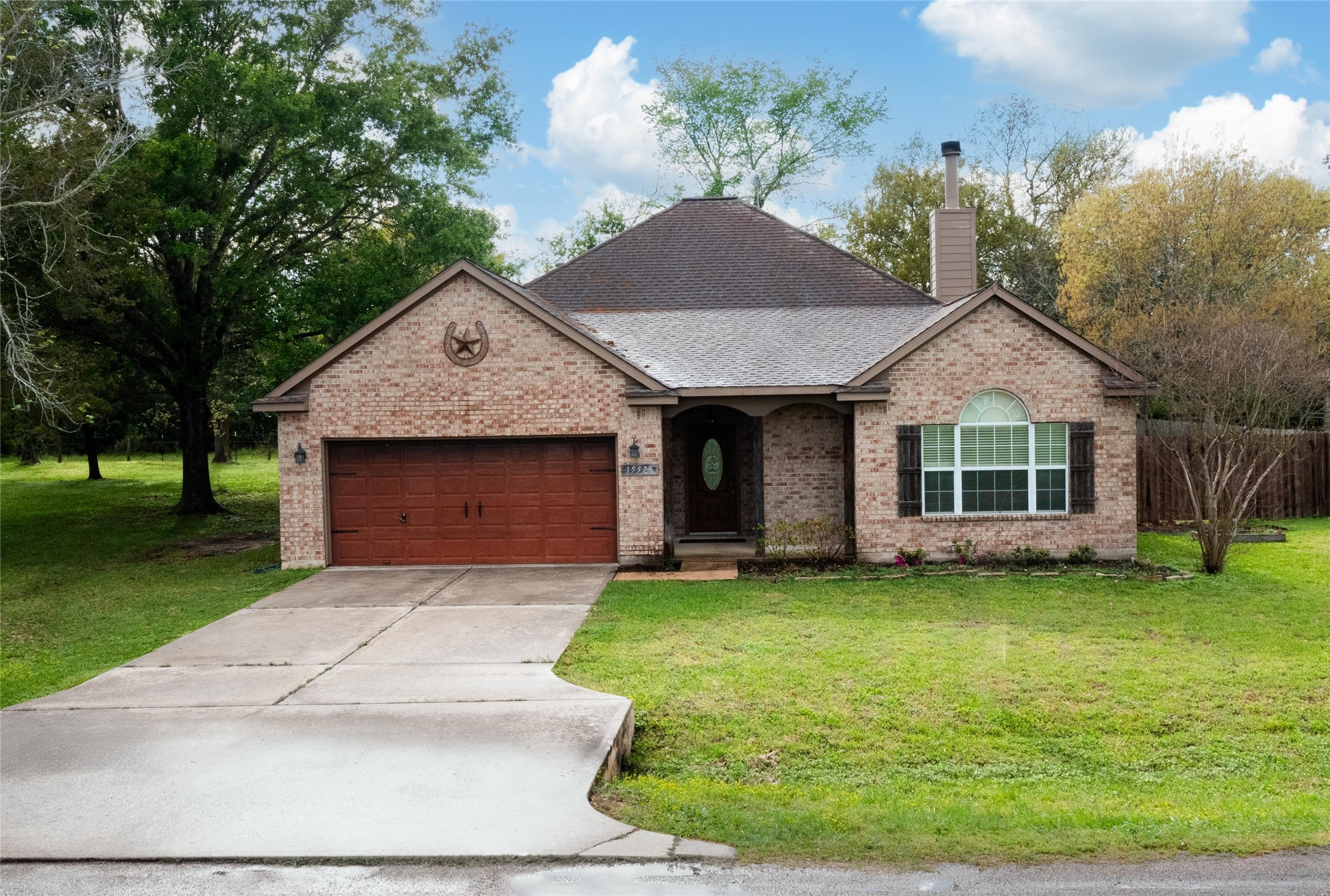 15575 Kitty Hawk Drive Property Photo 3