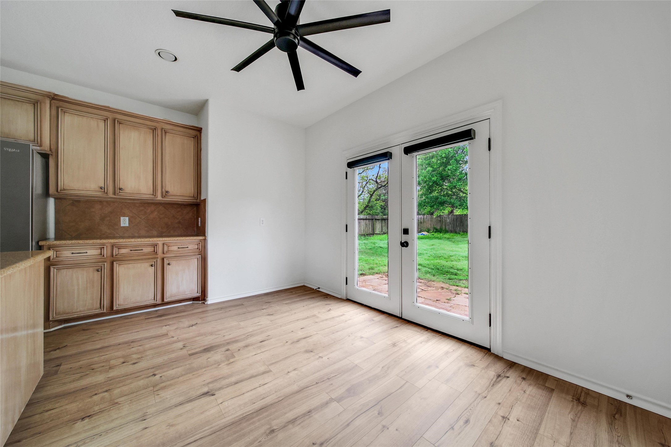 15575 Kitty Hawk Drive Property Photo 12