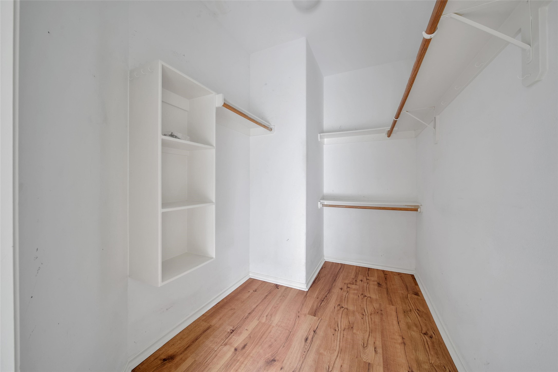15575 Kitty Hawk Drive Property Photo 22