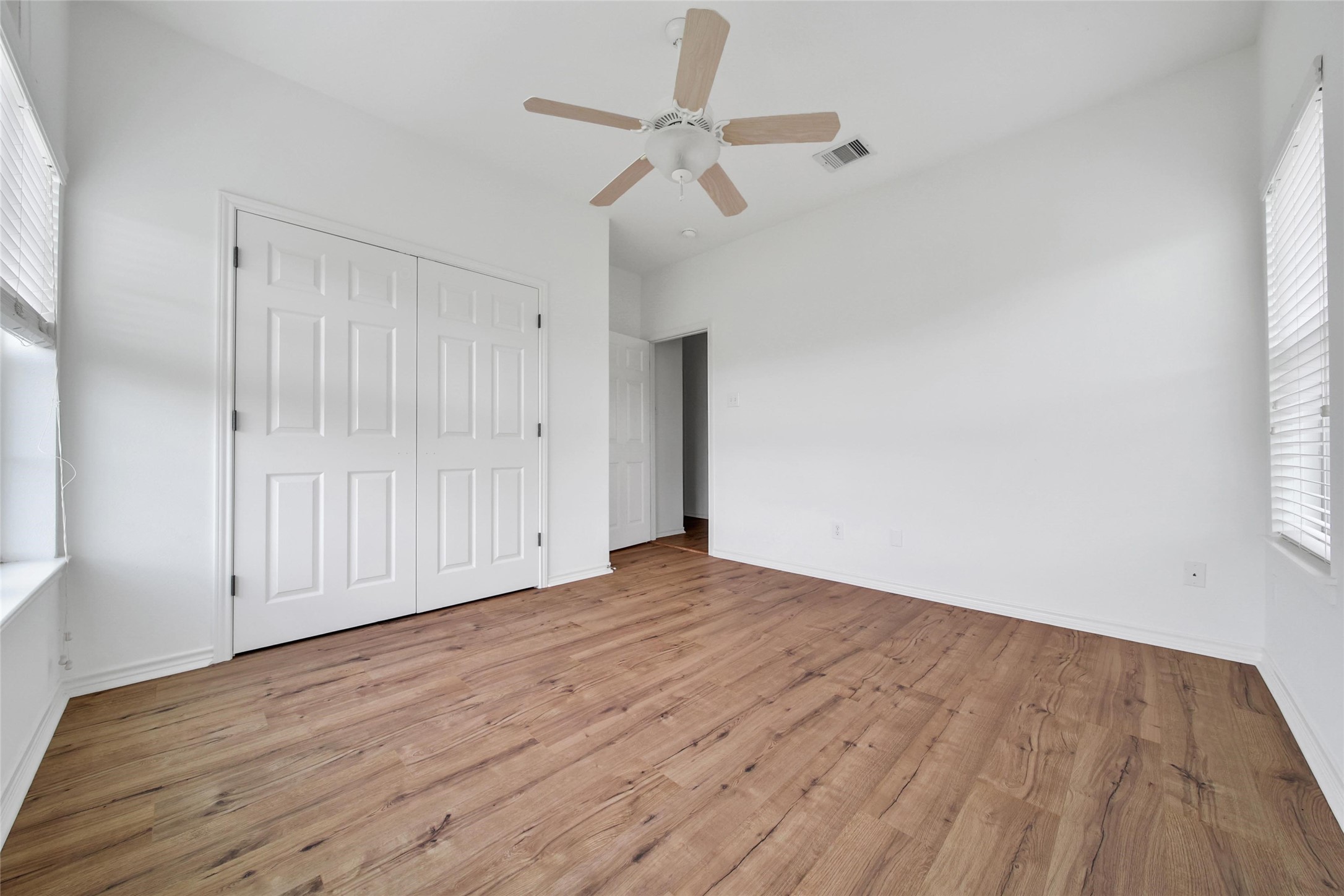 15575 Kitty Hawk Drive Property Photo 26