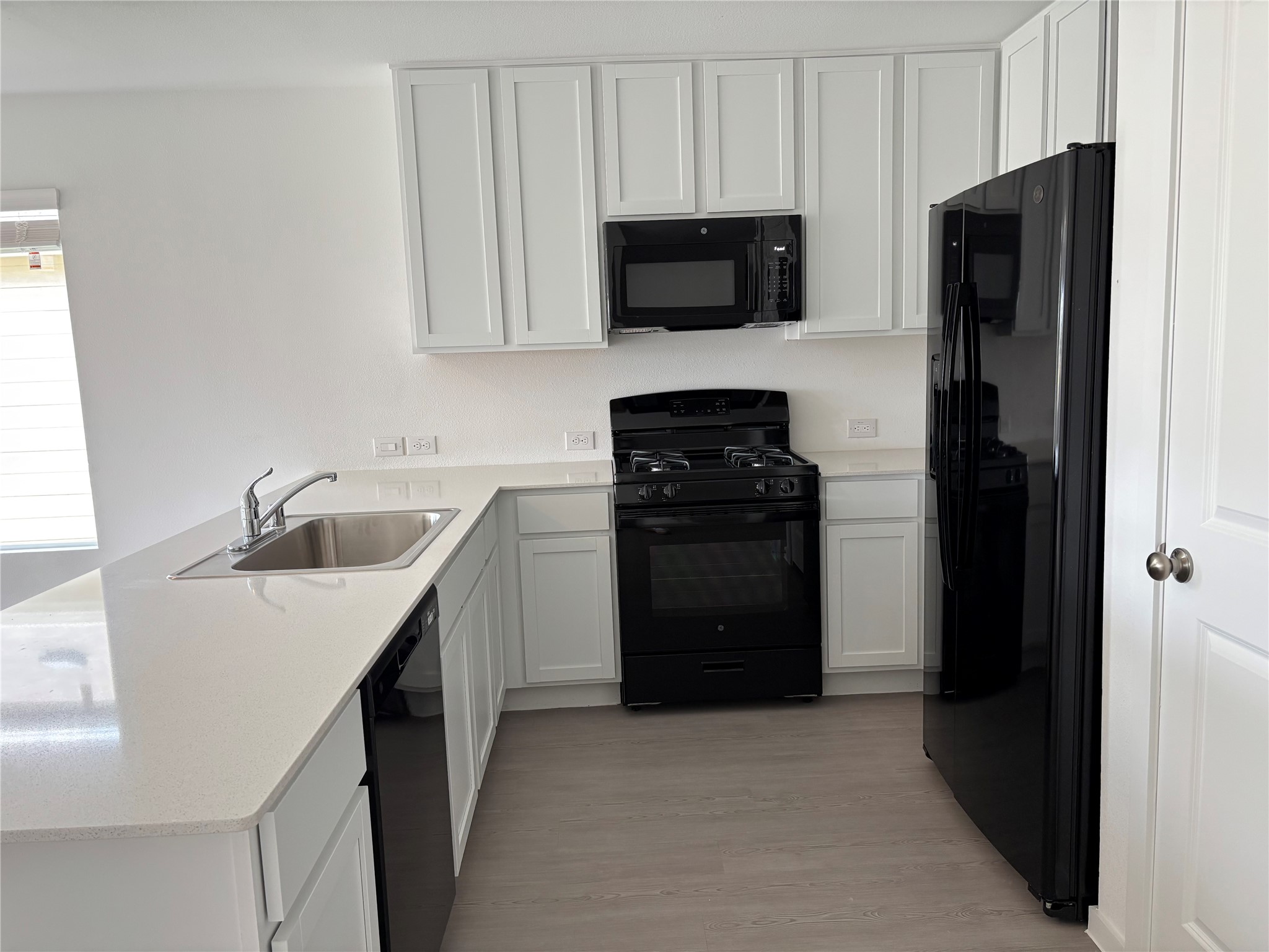 26827 Scarlet Willow Drive Property Photo 17