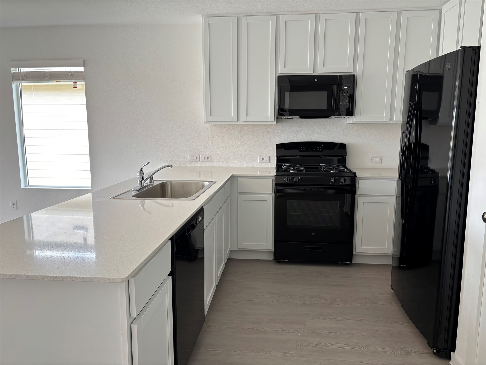26827 Scarlet Willow Drive Property Photo 22