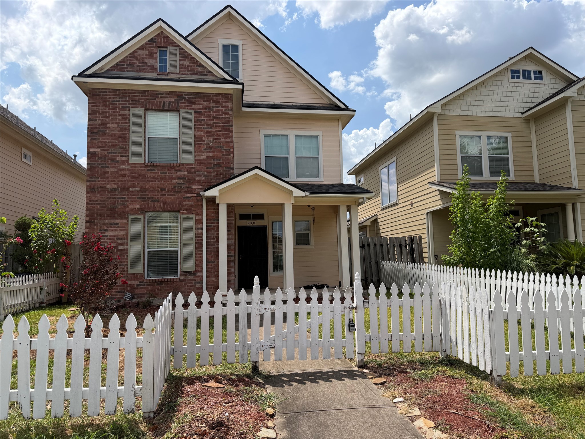 14434 Summer Garden Drive Property Photo 1