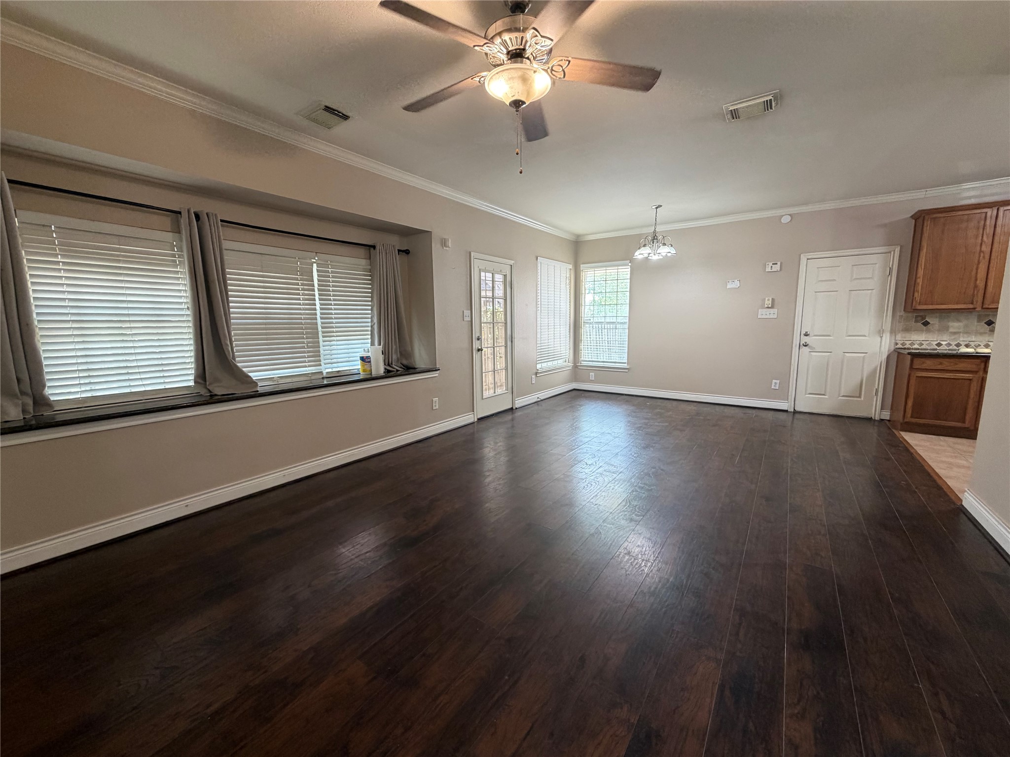 14434 Summer Garden Drive Property Photo 4
