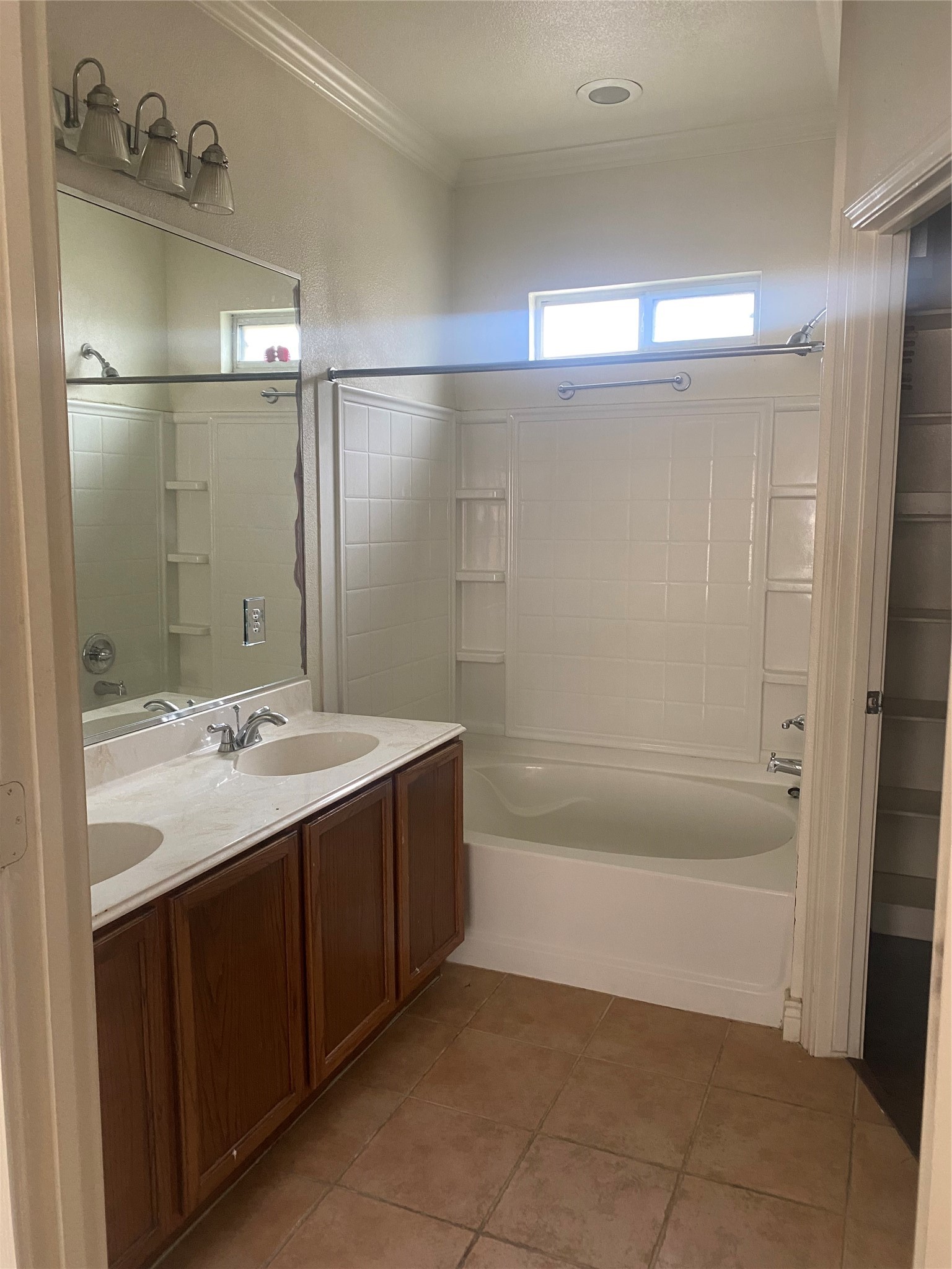 14434 Summer Garden Drive Property Photo 11