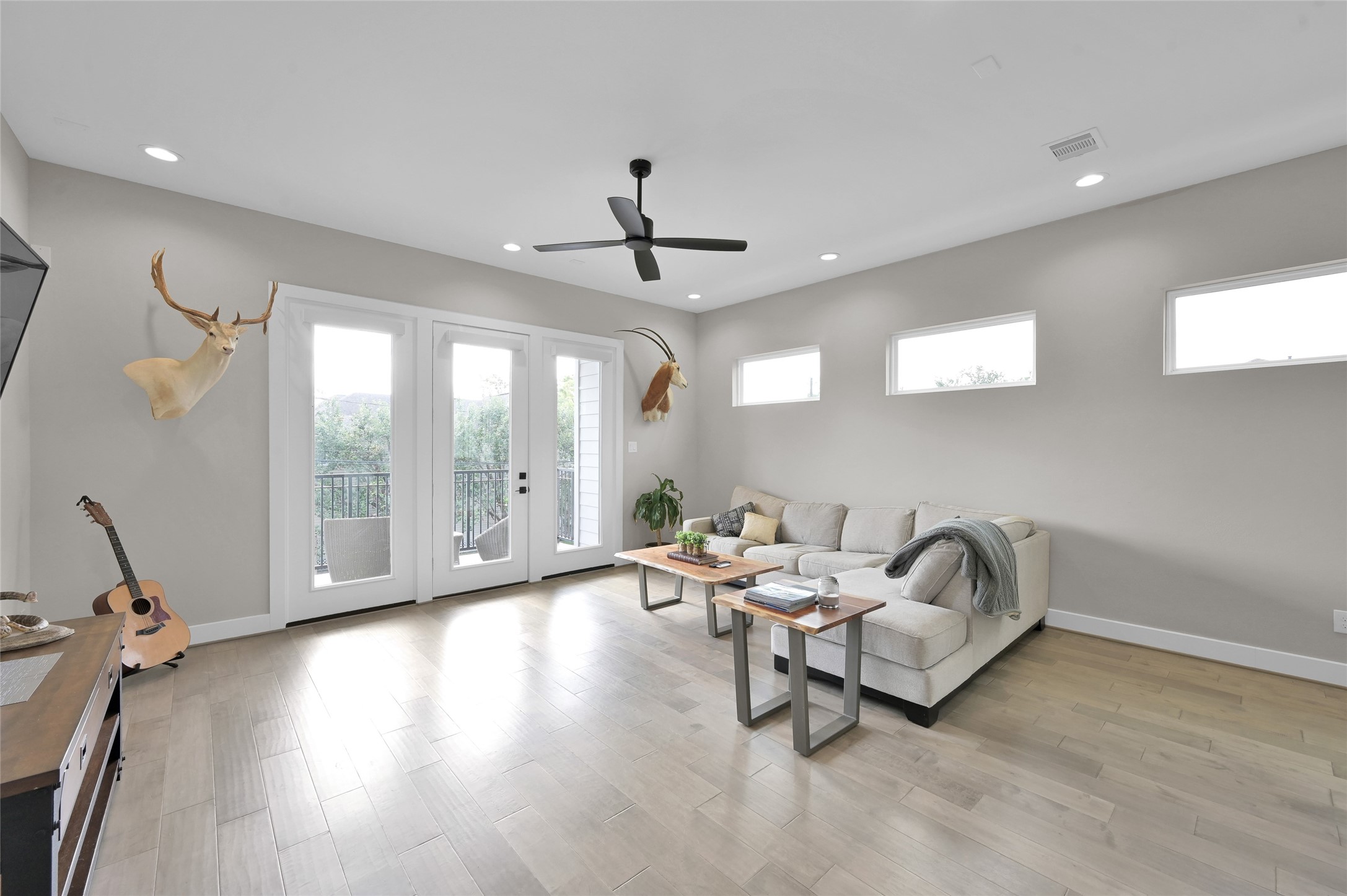 2103 Bevis Street Property Photo 11