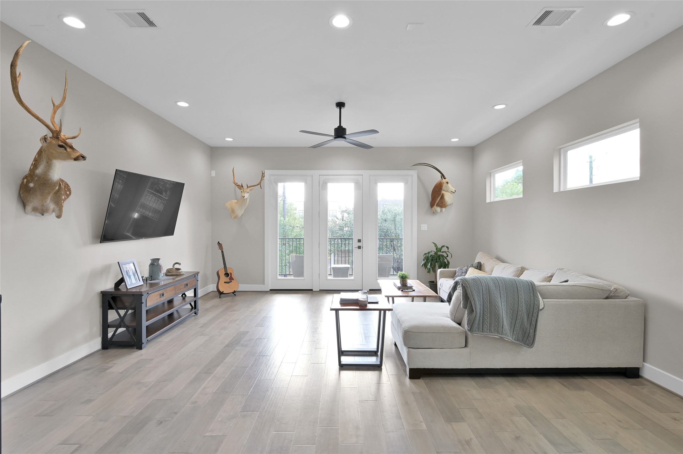 2103 Bevis Street Property Photo 12