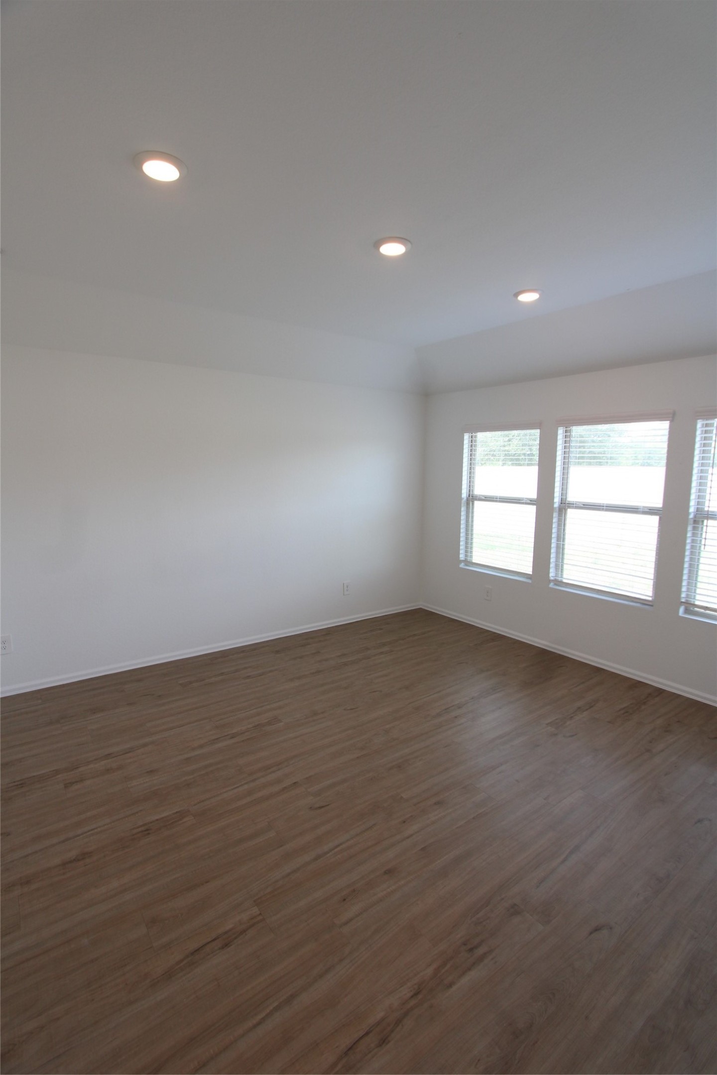 18527 Gold Hollow Court Property Photo 10