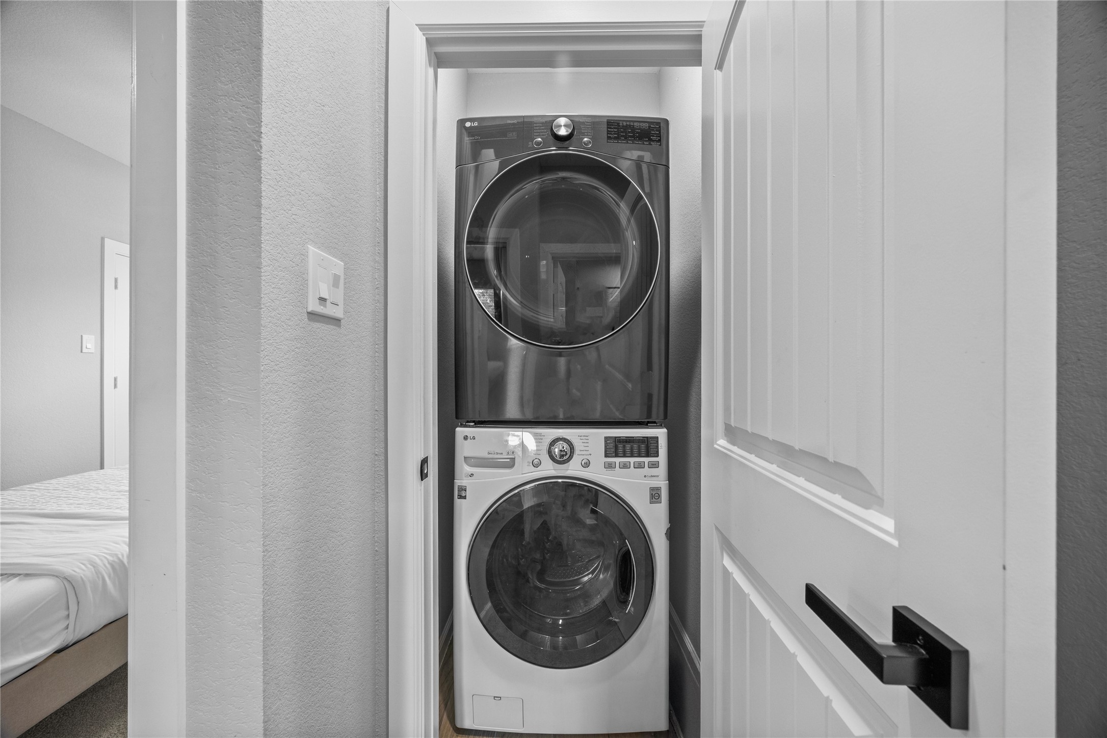 7418 Mount Street Property Photo 29