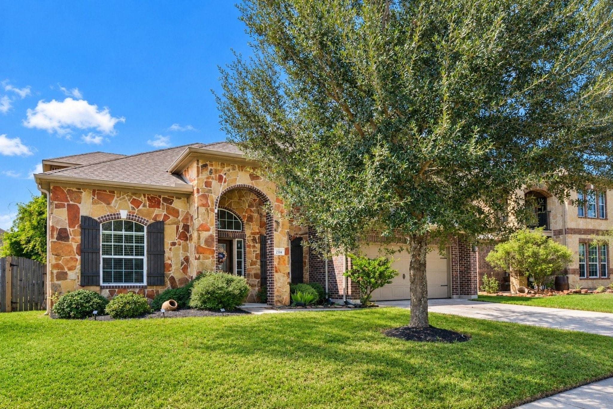 2114 Snowy Egret Drive Property Photo 4