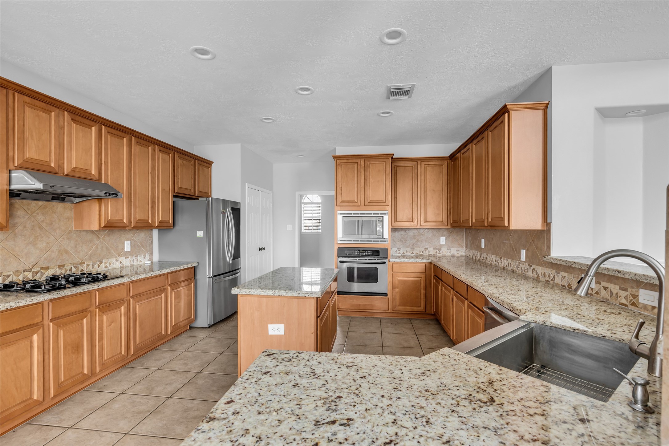 3631 Shady Bay Lane Property Photo 10