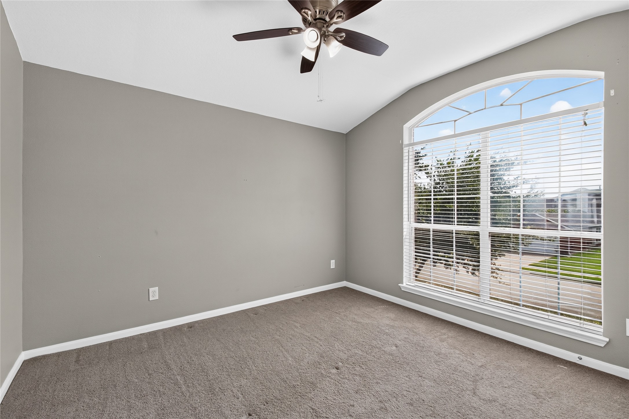 18338 Melissa Springs Drive Property Photo 5