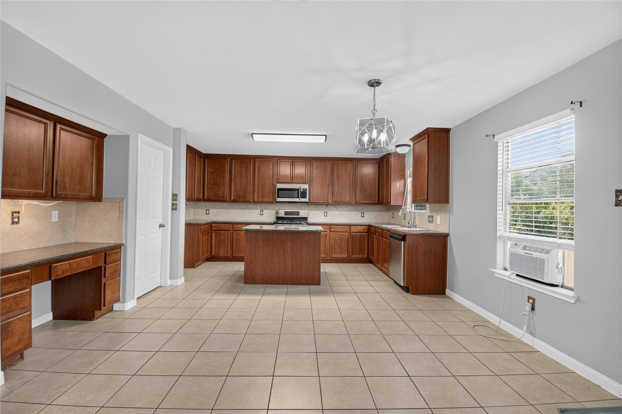 18338 Melissa Springs Drive Property Photo 18