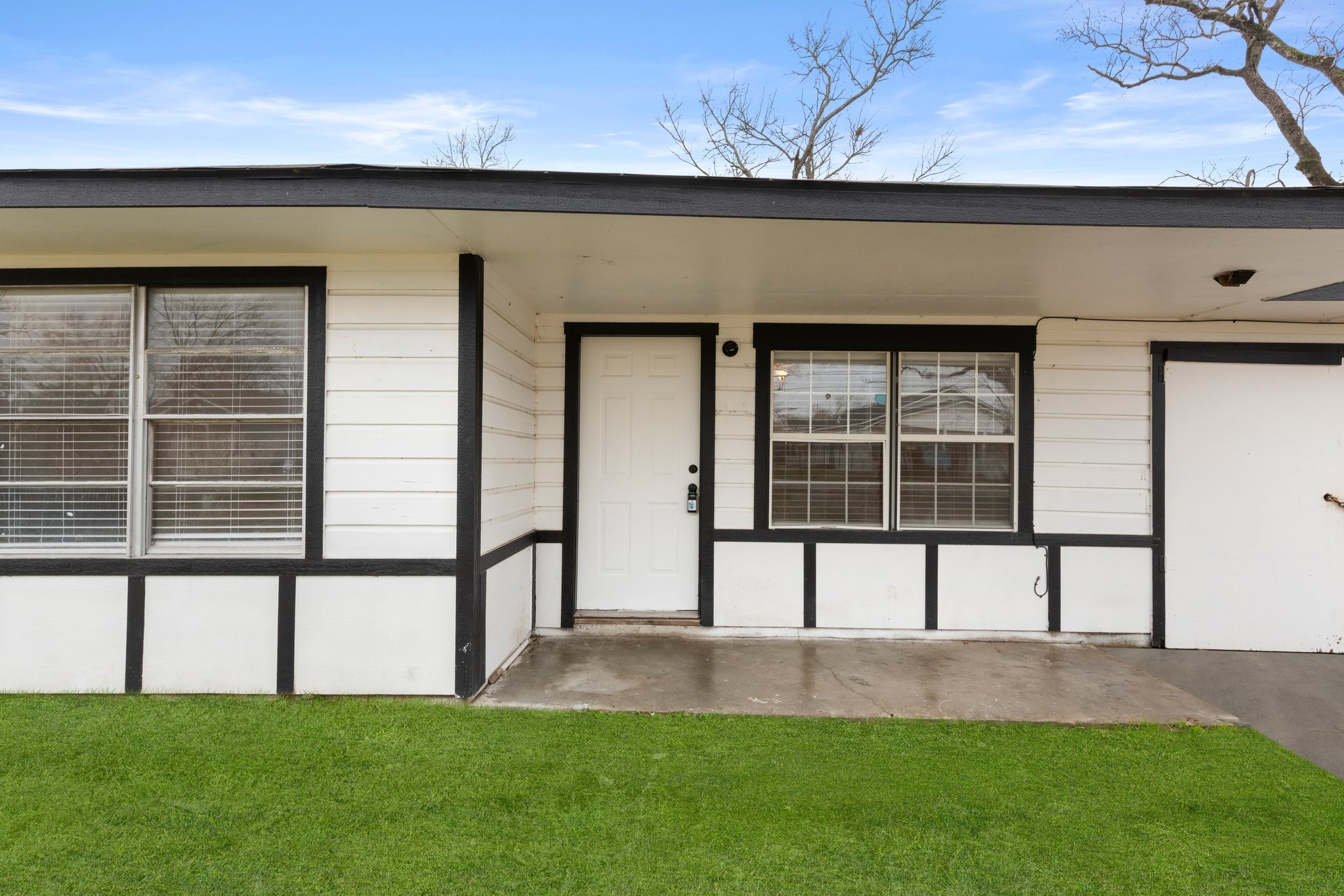 7938 Snowden Street Property Photo 4