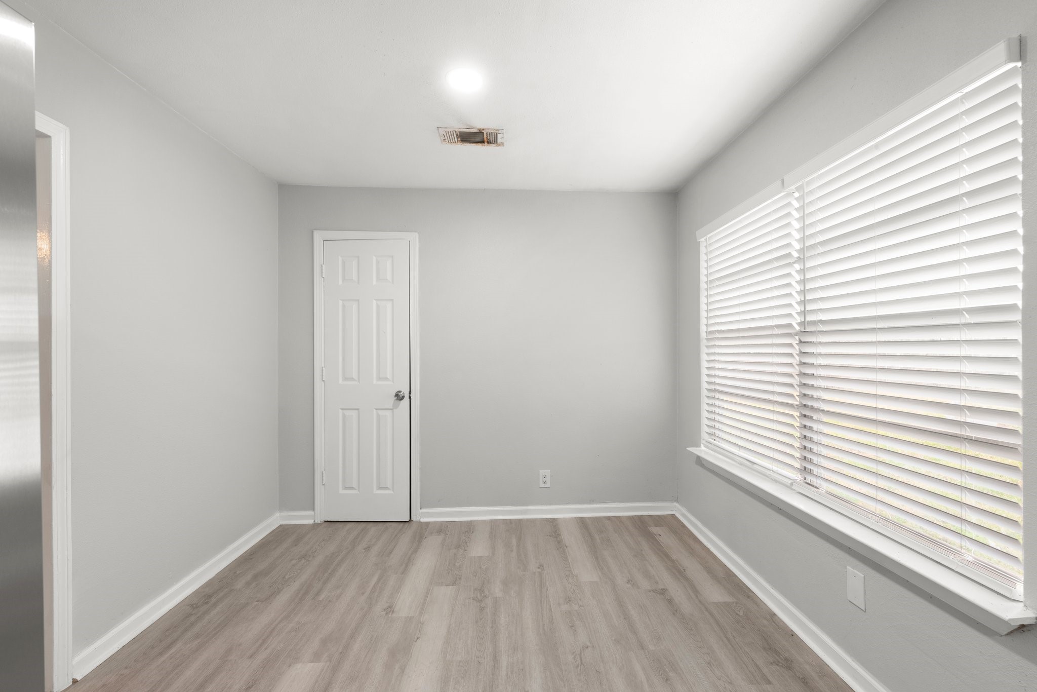 7938 Snowden Street Property Photo 11