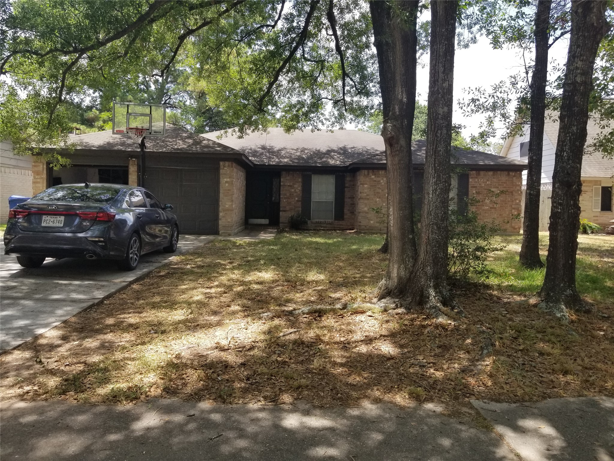 7010 Wyoma Trail Property Photo 3