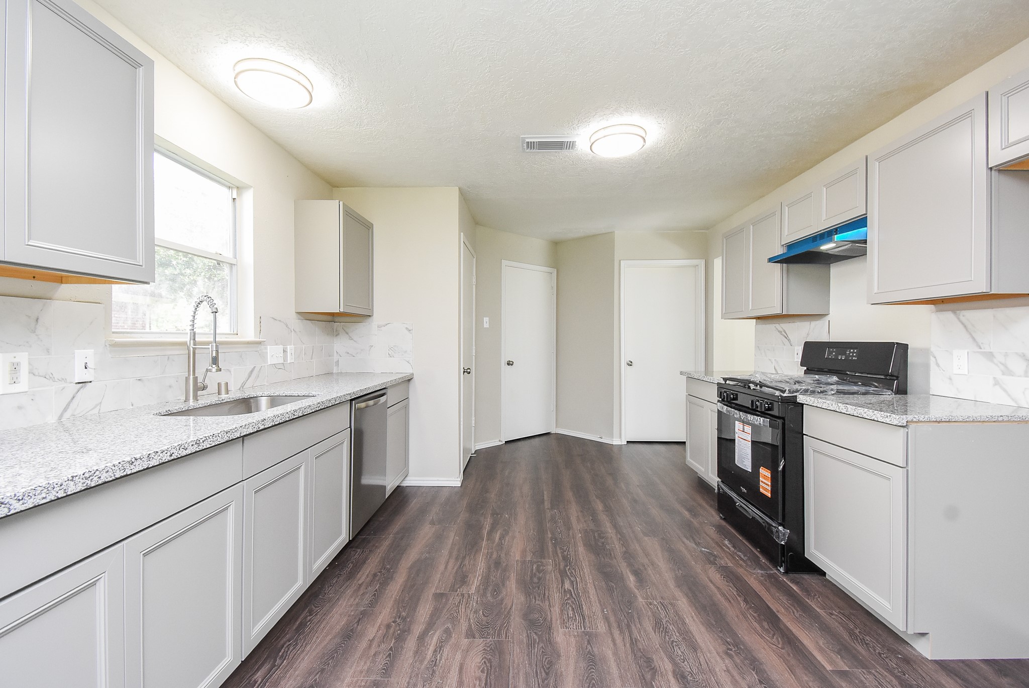 13138 Cherryglade Court Property Photo 1