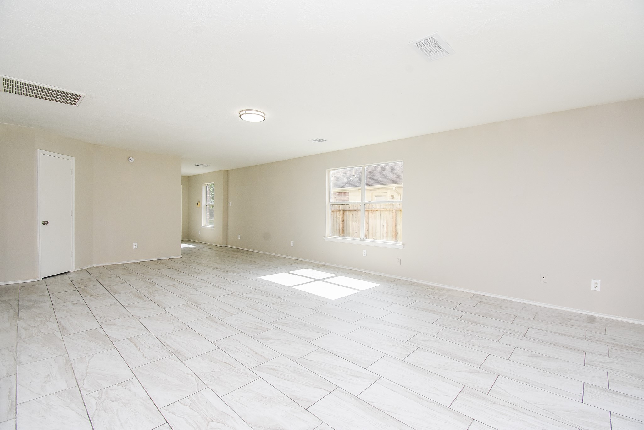 13138 Cherryglade Court Property Photo 9