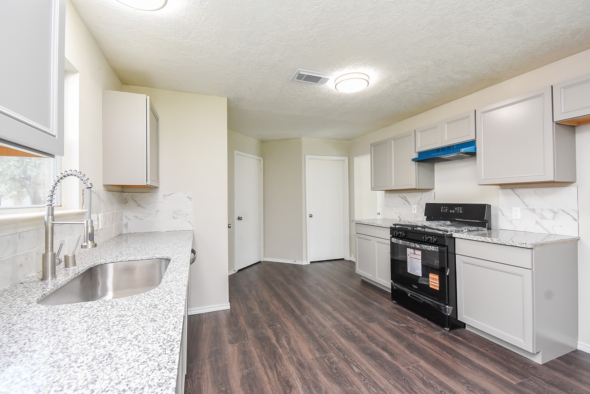 13138 Cherryglade Court Property Photo 10