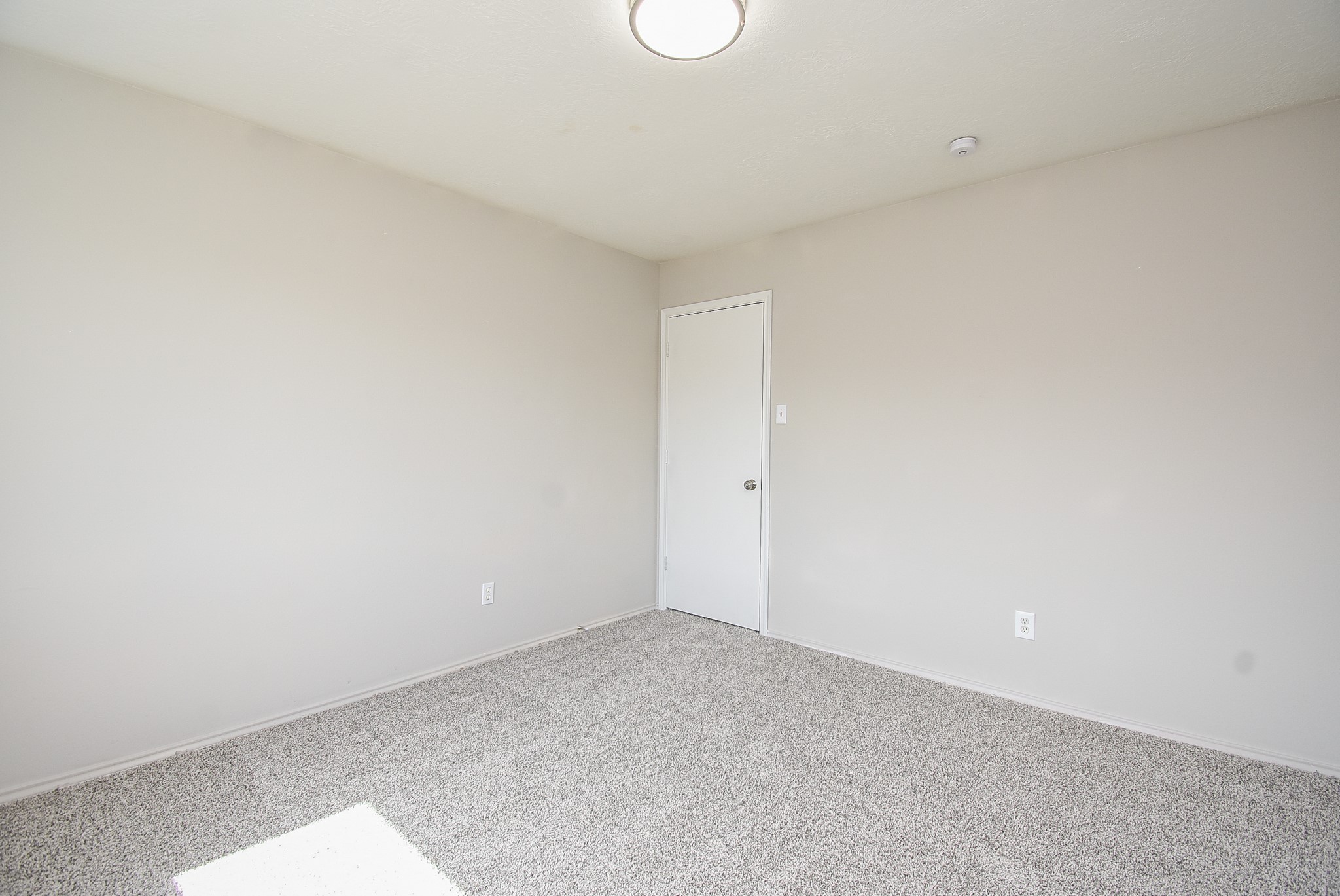 13138 Cherryglade Court Property Photo 24