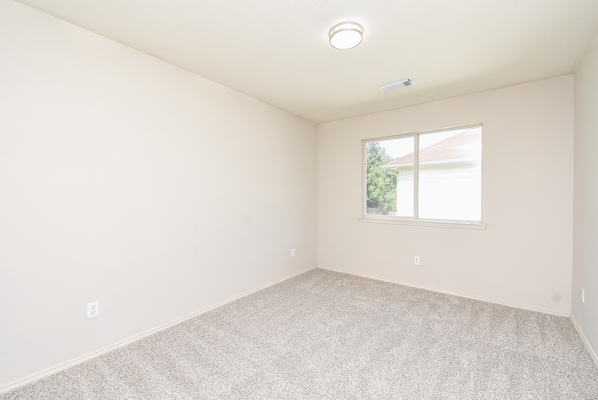 13138 Cherryglade Court Property Photo 28