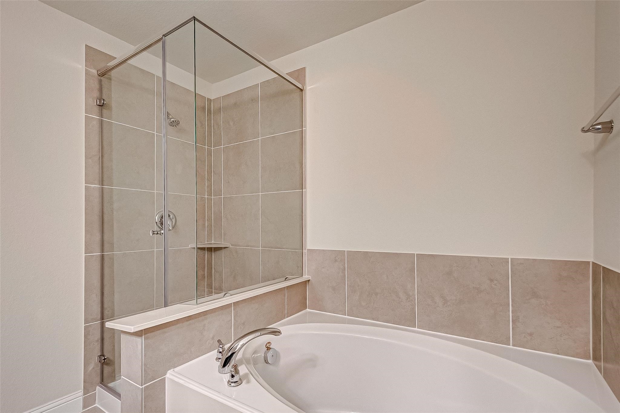 9610 Stratton Ridge Drive Property Photo 21
