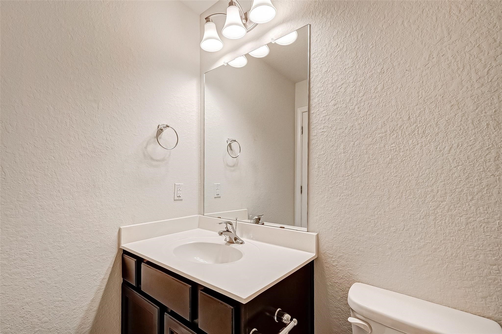 9610 Stratton Ridge Drive Property Photo 25