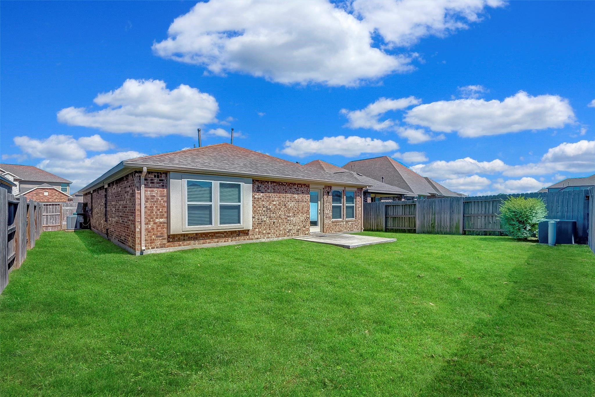 9610 Stratton Ridge Drive Property Photo 27