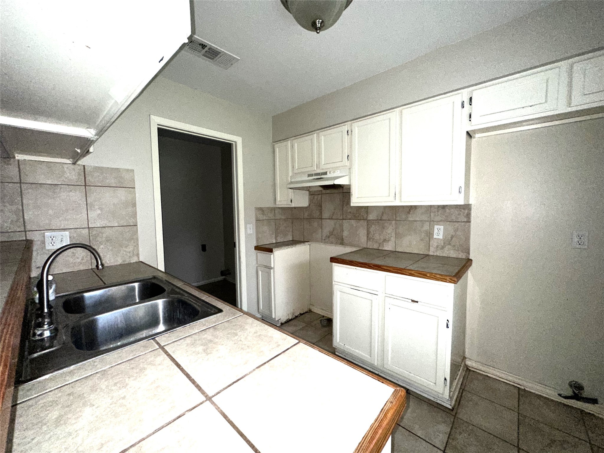 11024 S Hwy 71 Property Photo 13