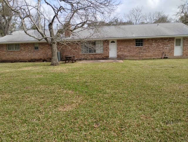 109 Sleepy Hollow Drive Property Photo 4