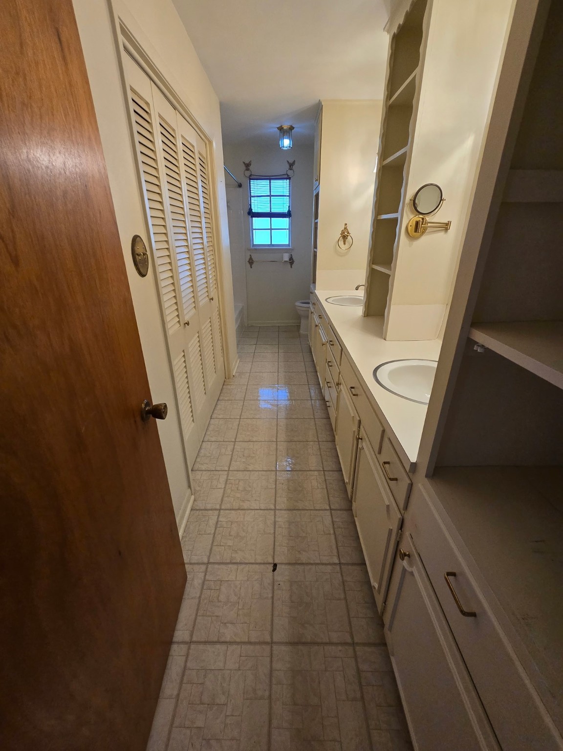 109 Sleepy Hollow Drive Property Photo 10