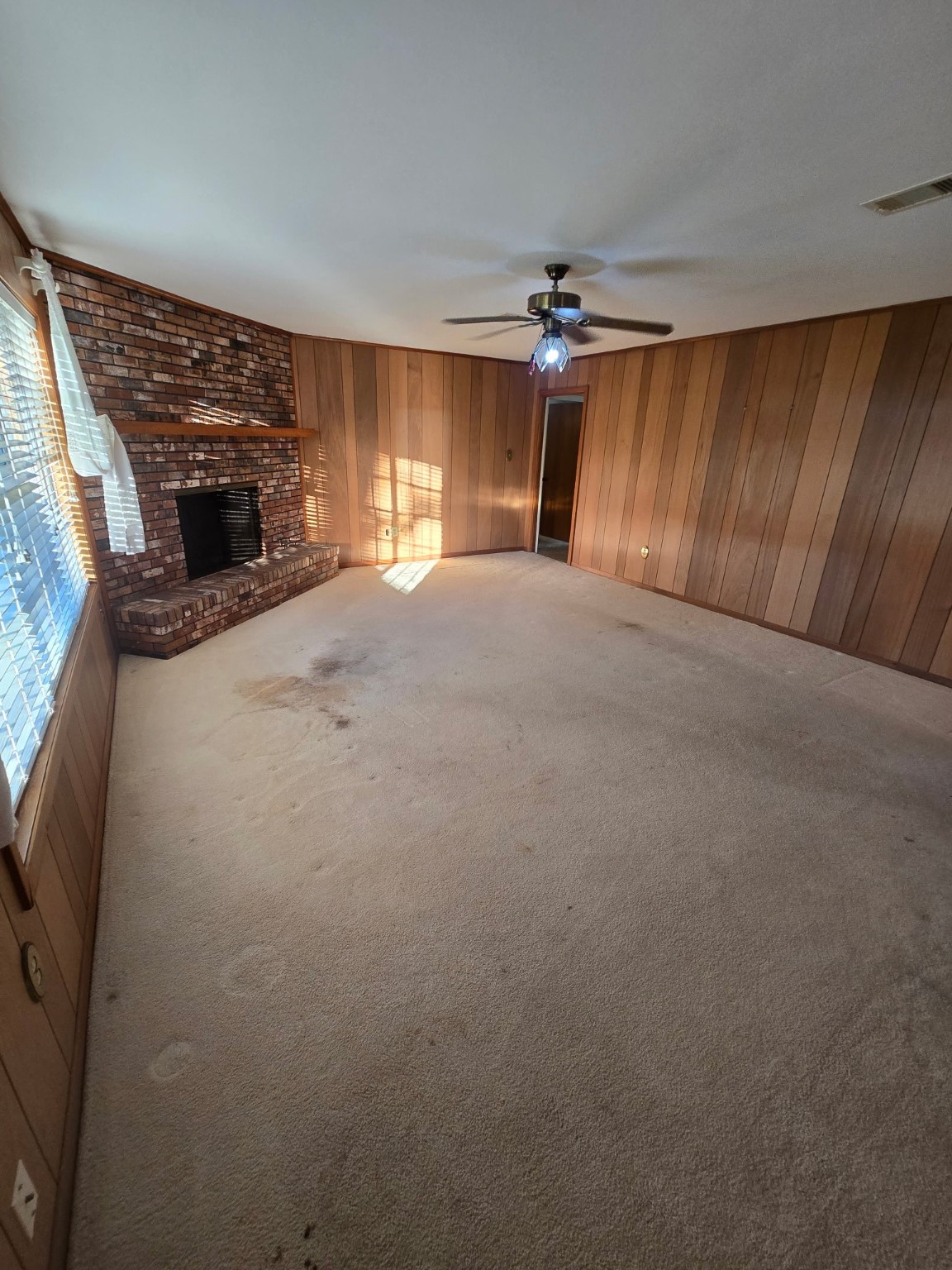 109 Sleepy Hollow Drive Property Photo 14