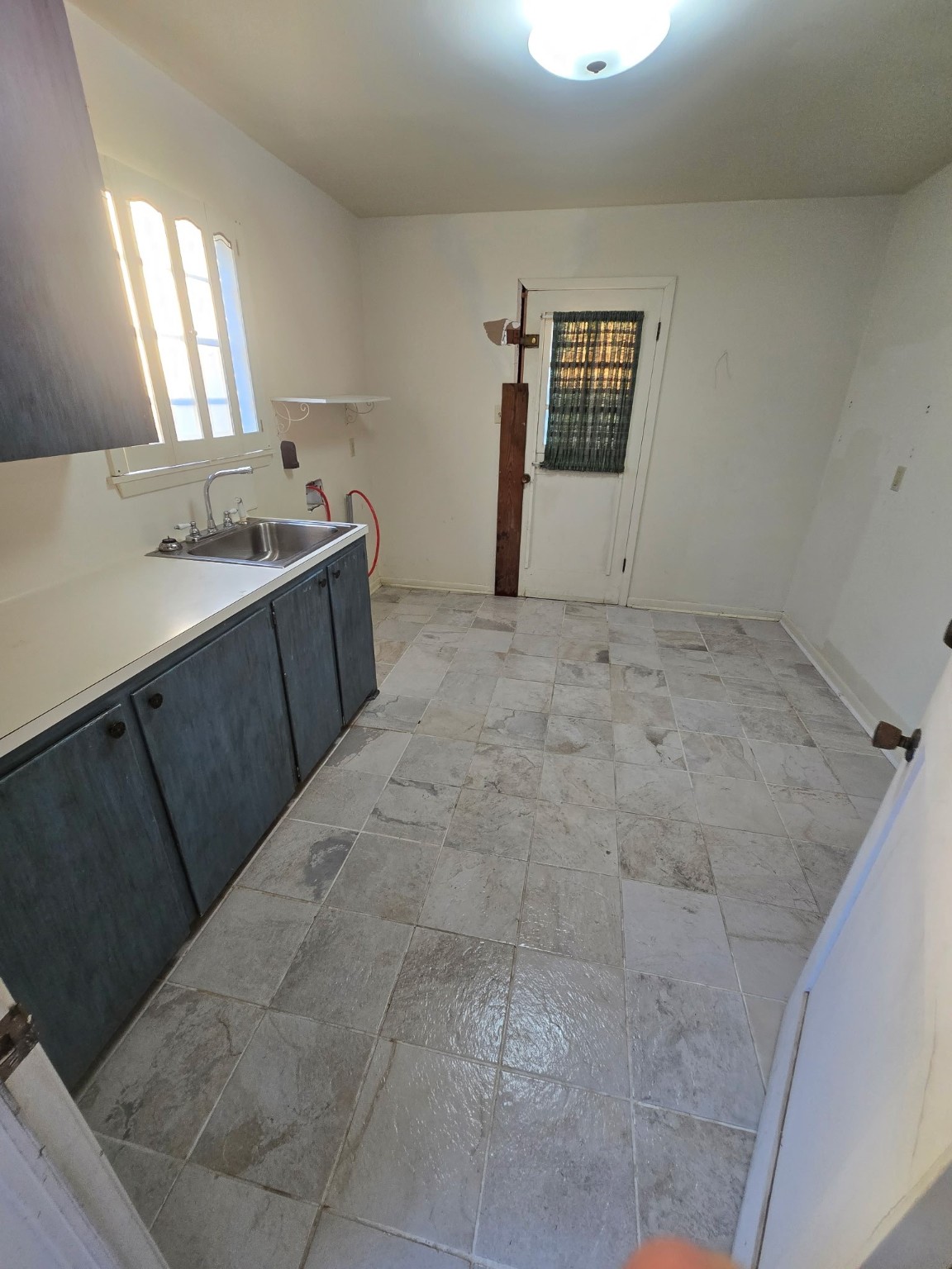 109 Sleepy Hollow Drive Property Photo 18