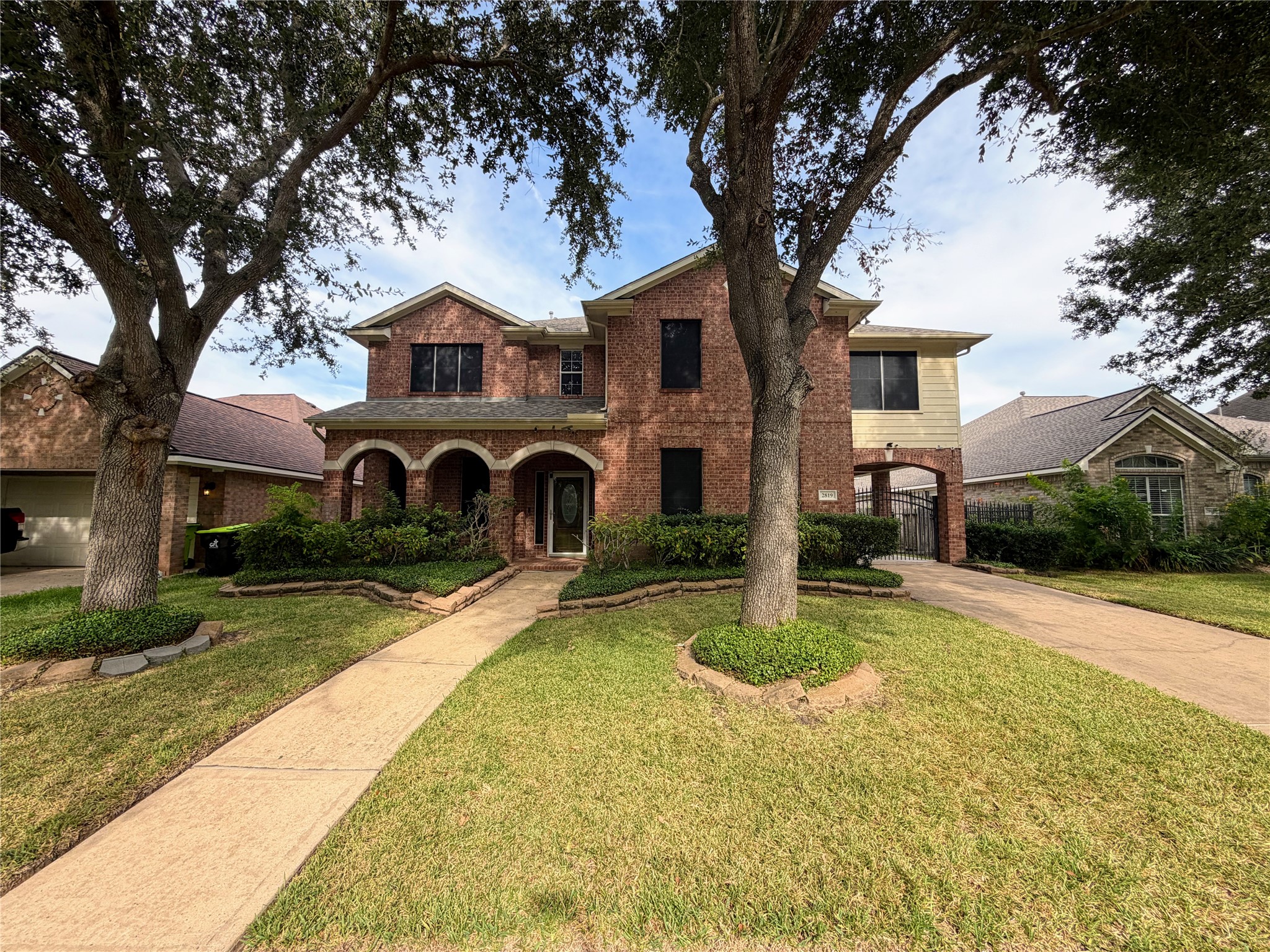 2819 Town Gate Court Property Photo 1
