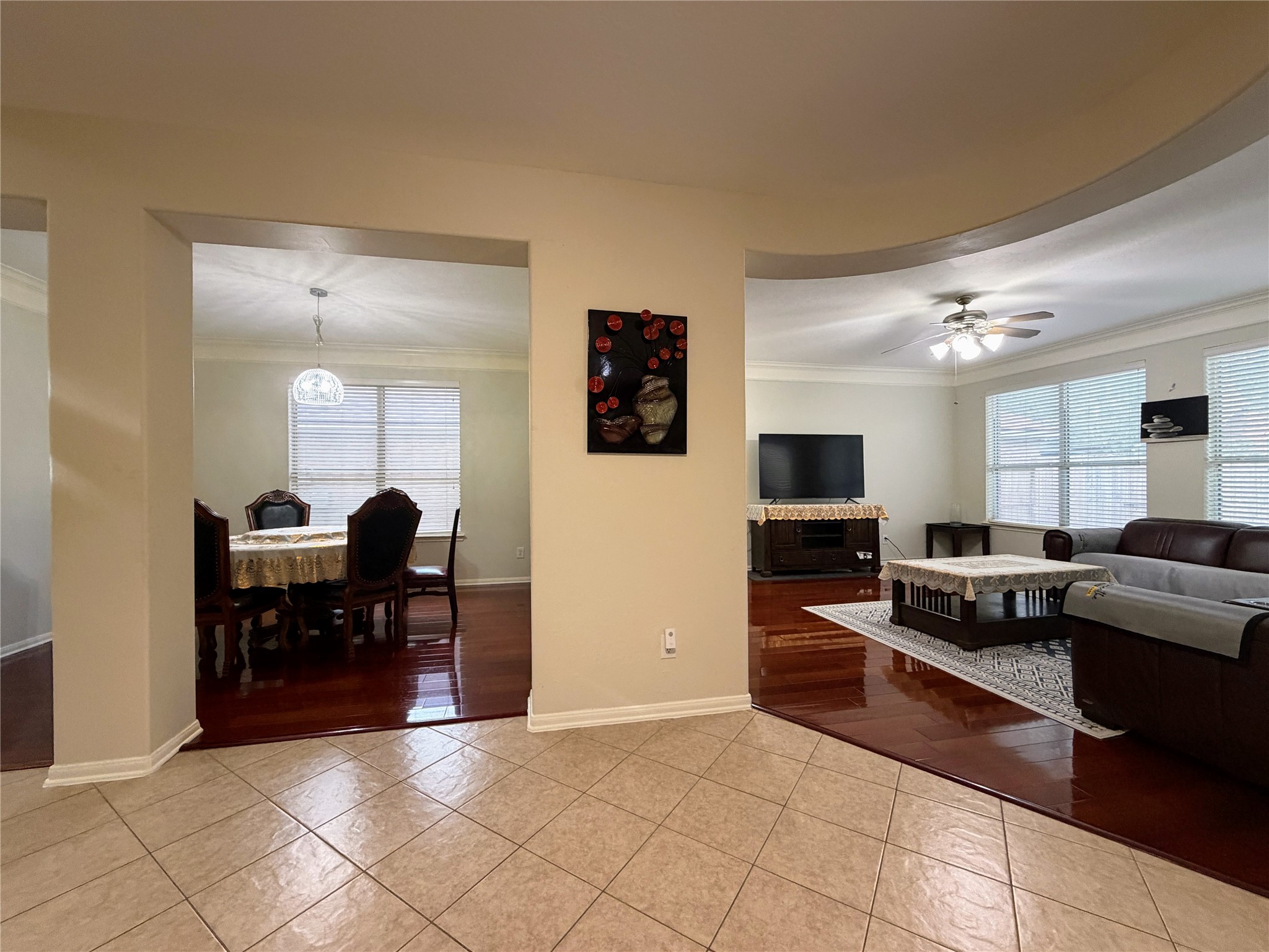 2819 Town Gate Court Property Photo 7