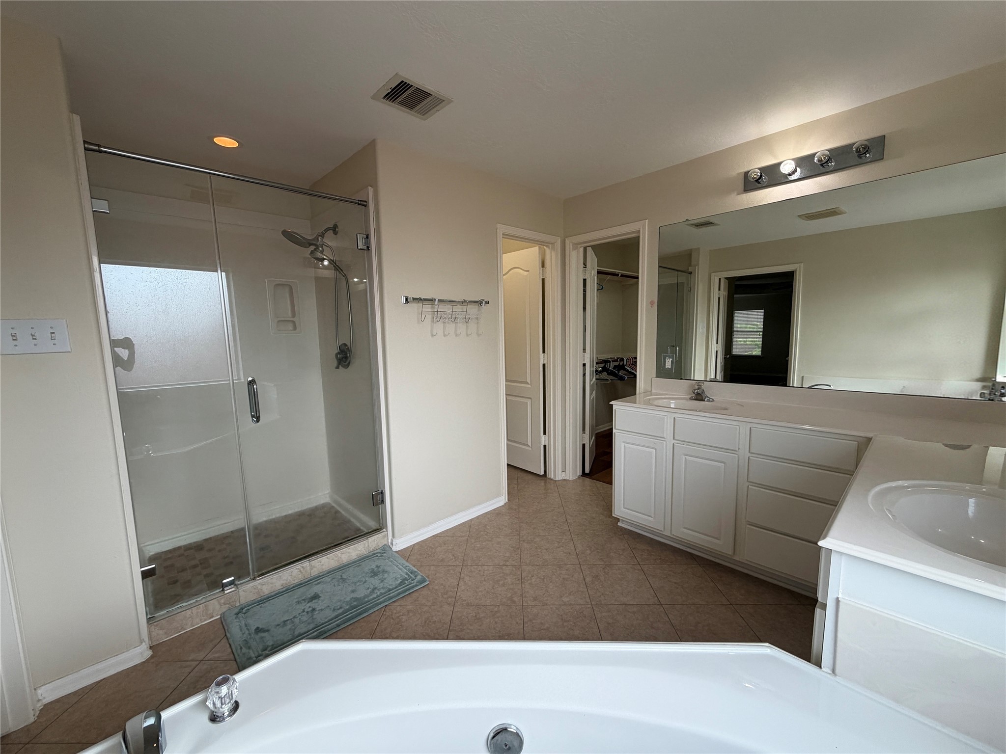 2819 Town Gate Court Property Photo 20