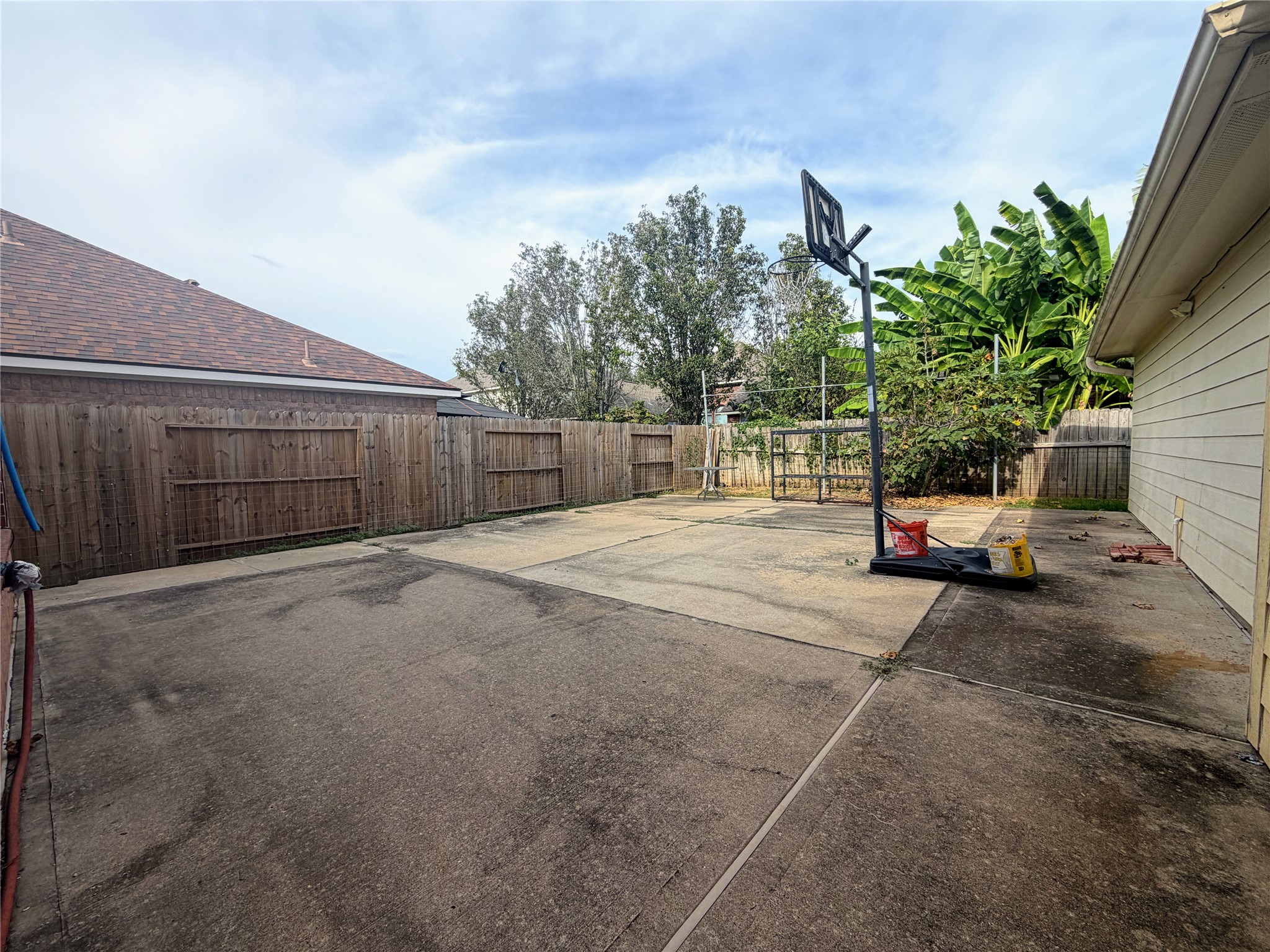 2819 Town Gate Court Property Photo 30
