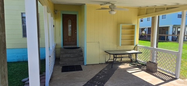 303 Oyster Street Property Photo 2