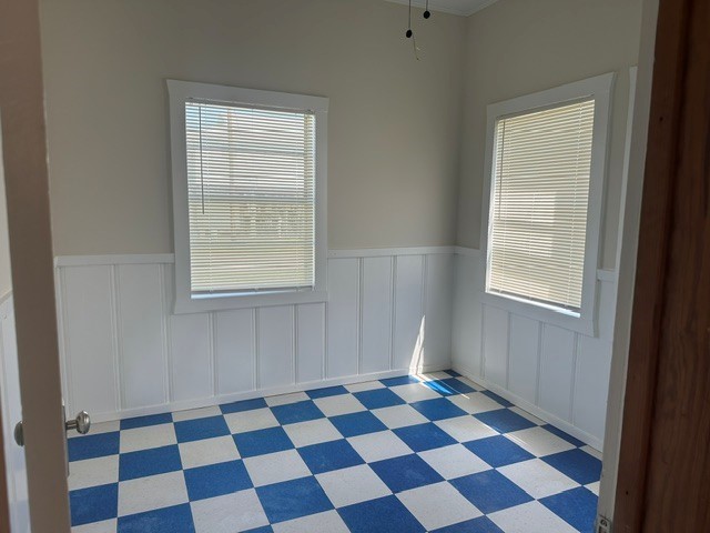 303 Oyster Street Property Photo 5