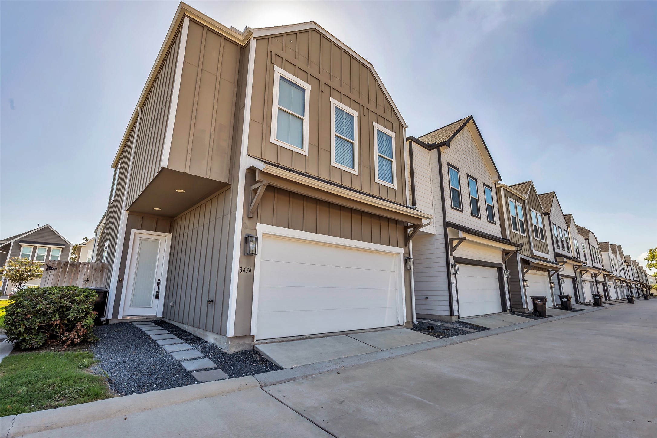 8474 Berry Green Lane Property Photo 1