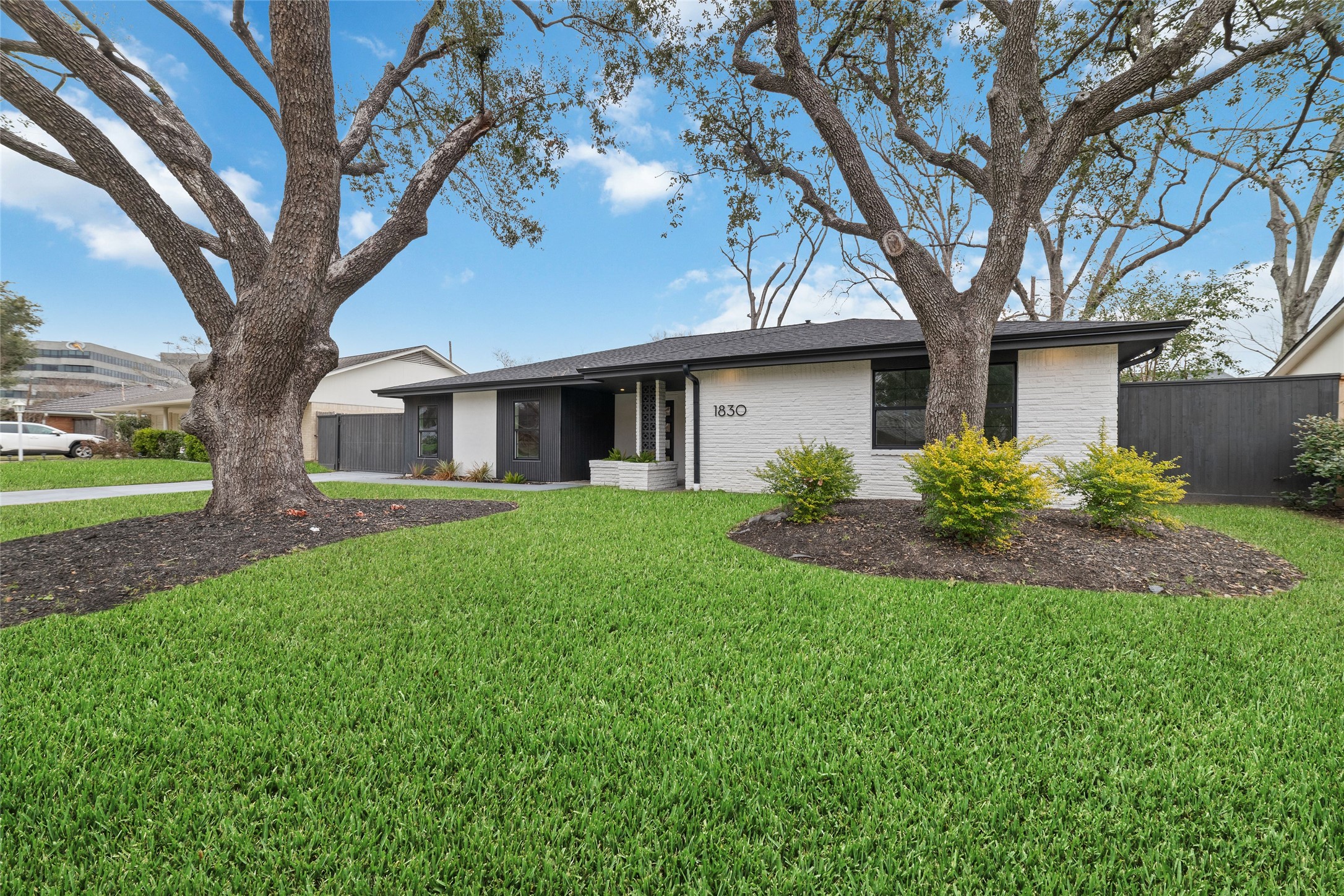 1830 Locksford Street Property Photo 7