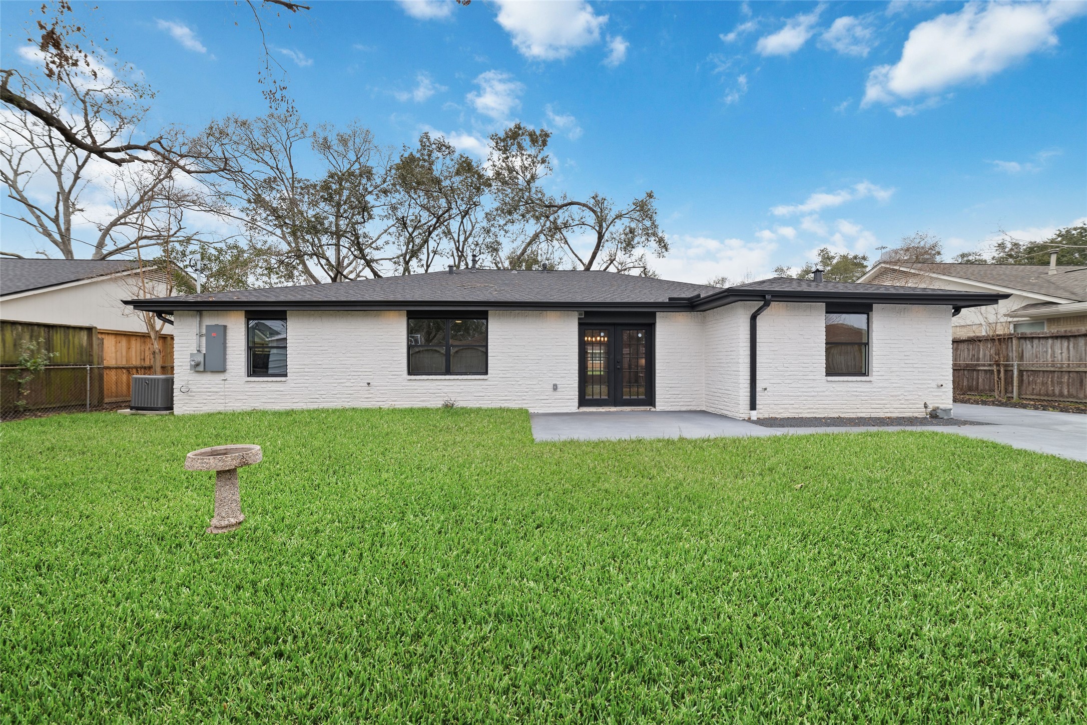 1830 Locksford Street Property Photo 8