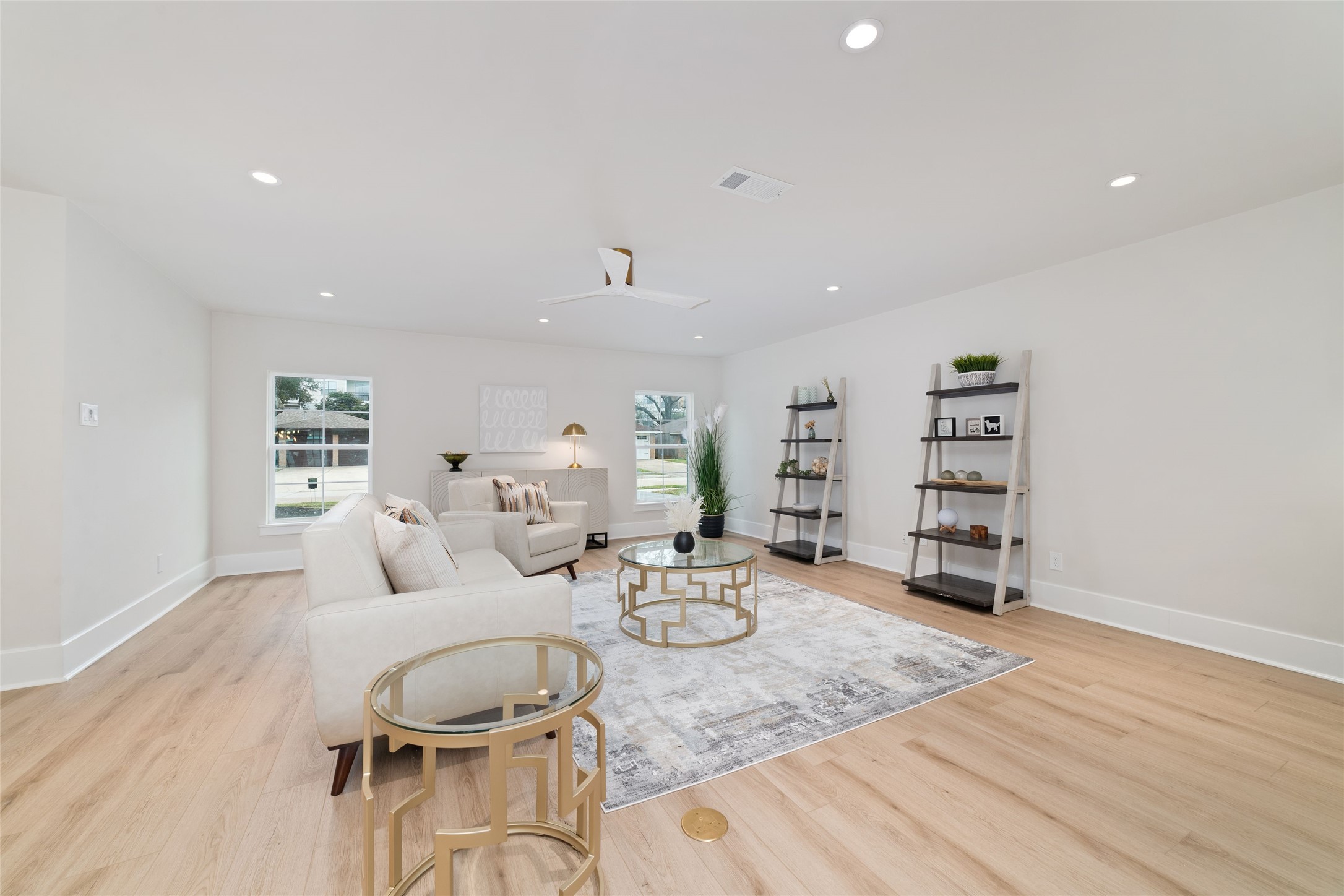 1830 Locksford Street Property Photo 11